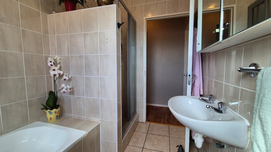 2 Bedroom Property for Sale in Vredenburg Western Cape